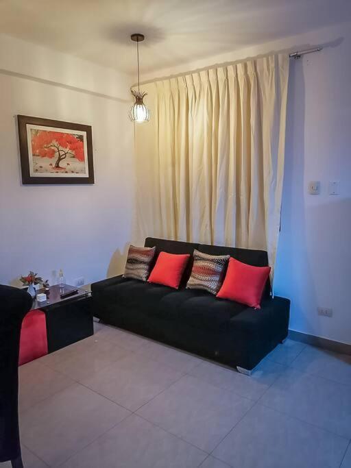 Apartment Full Independent Entrance, Services Included *